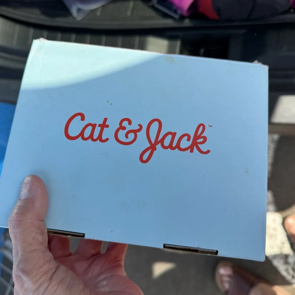 Cat & Jack size 8 brown boys shoes new in box